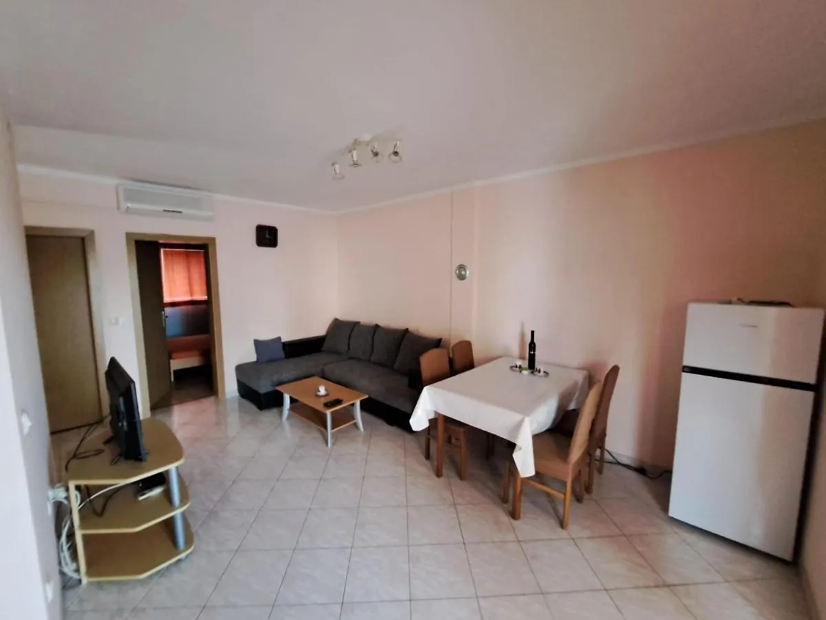 Apartmani Mazalovic Vir 0*,  Chorvatsko