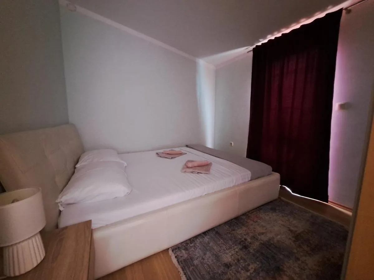 Apartmani Mazalovic Vir Apartment