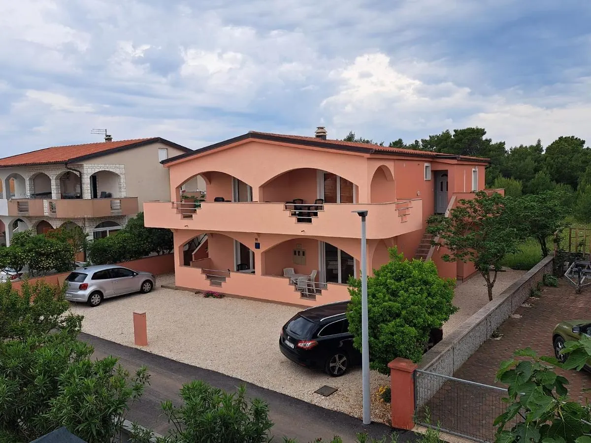 Apartmani Mazalovic Vir
