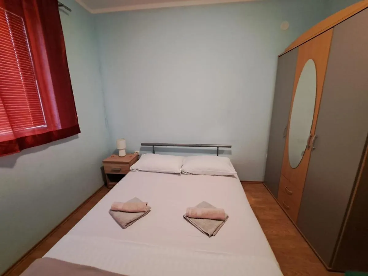 Apartmani Mazalovic Vir Croatia