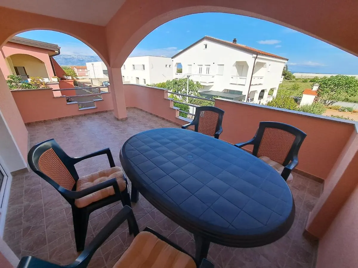 Apartment Apartmani Mazalovic Vir